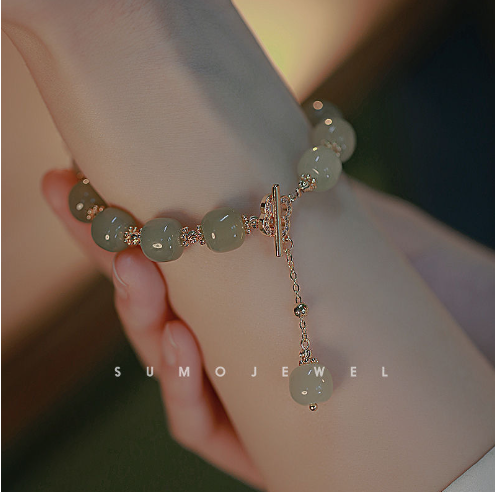 Bamboo Lily Bracelet with Special-Interest Design