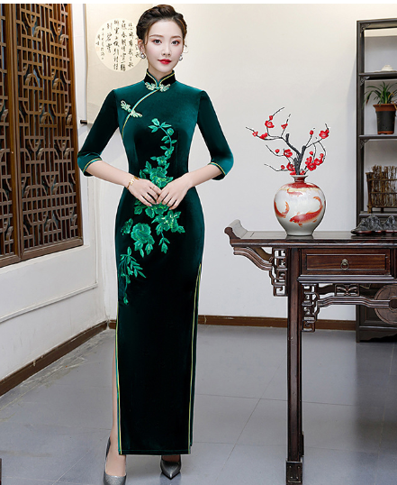 Vintage Embroidered Velvet Long Qipao