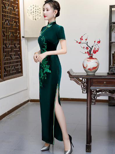 Vintage Embroidered Velvet Long Qipao